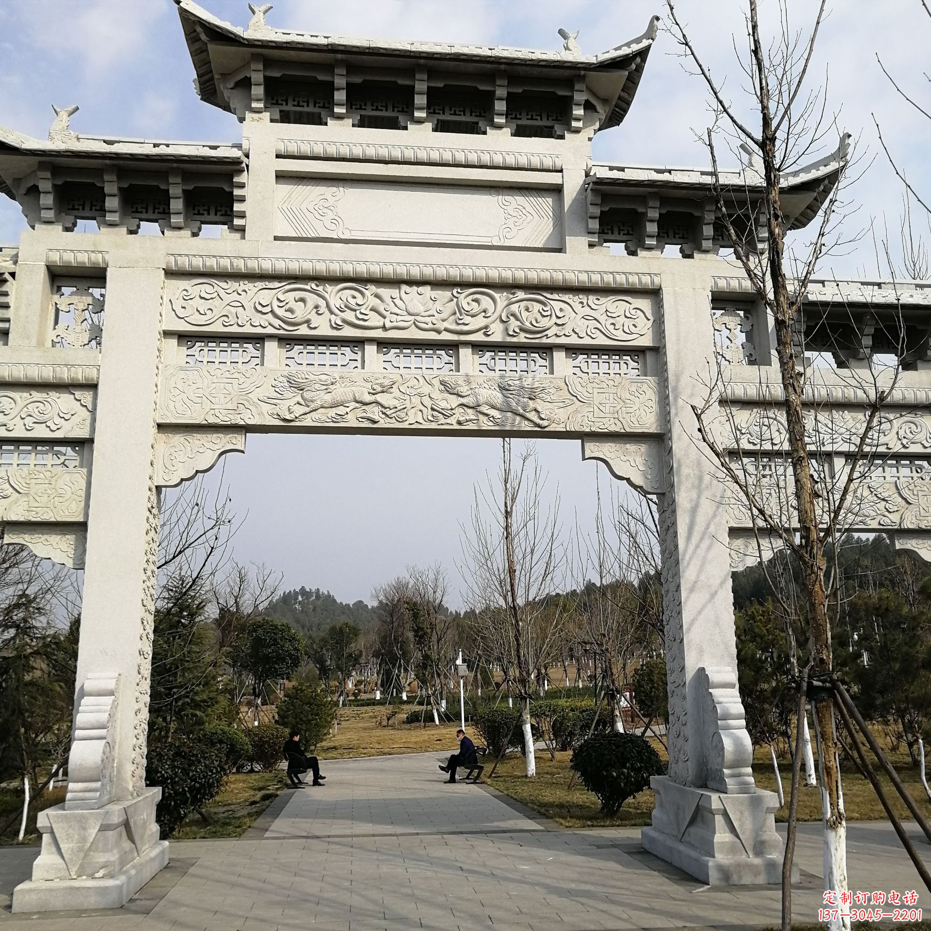 天津八脚牌坊上的狮子雕像