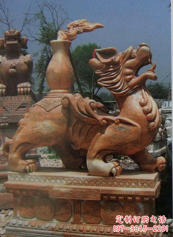 天津古典麒麟大理石雕塑