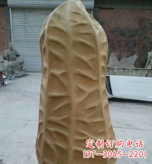 天津玻璃钢精美花生雕塑