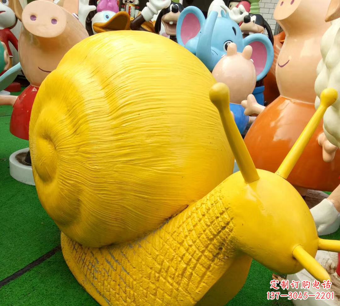 天津玻璃钢仿真蜗牛 公园动物雕塑