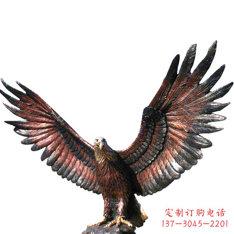 天津玻璃钢老鹰仿铜雕塑