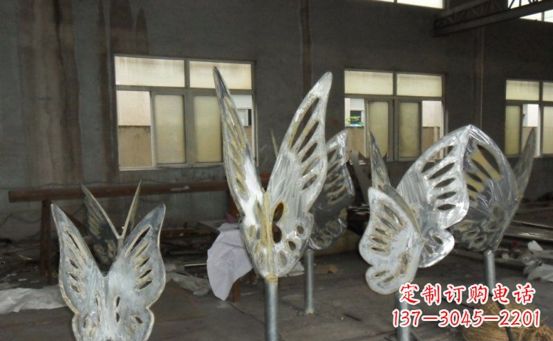 天津不锈钢彩色蝴蝶景观雕塑