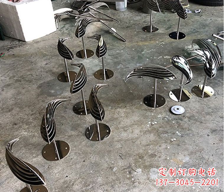 天津精美不锈钢动物雕塑