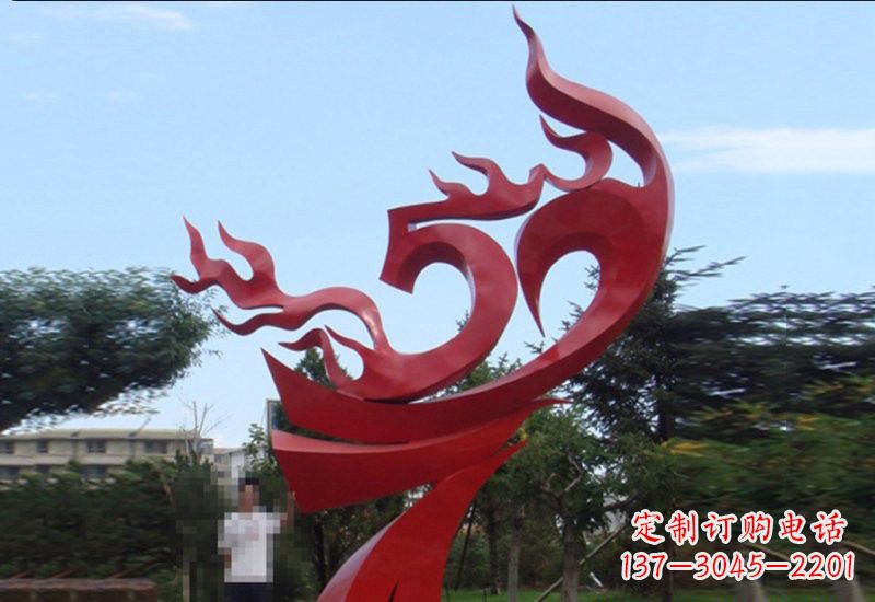 天津不锈钢凤凰涅槃雕塑——象征着新生