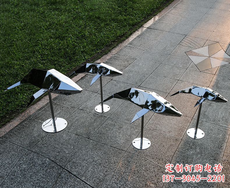 天津不锈钢抽象几何海豚雕塑1
