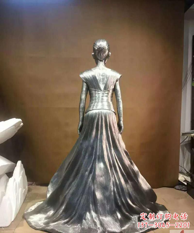 天津不锈钢抽象女人身影雕塑