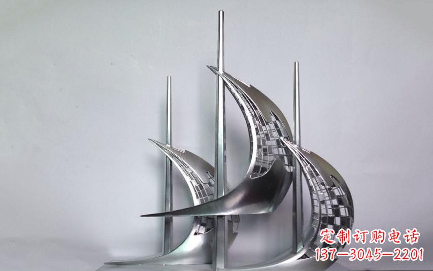 天津不锈钢帆船雕塑——海洋之旅的象征