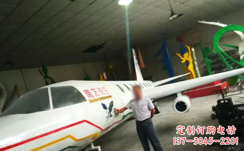 天津不锈钢飞机雕塑精美的艺术作品