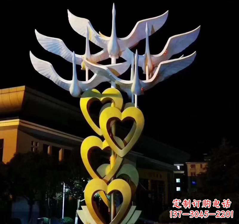 天津不锈钢大雁雕塑象征着自由的翱翔