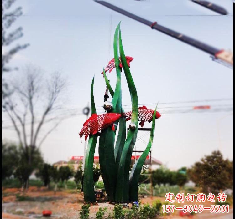 天津不锈钢鲤鱼雕塑美轮美奂的艺术之作