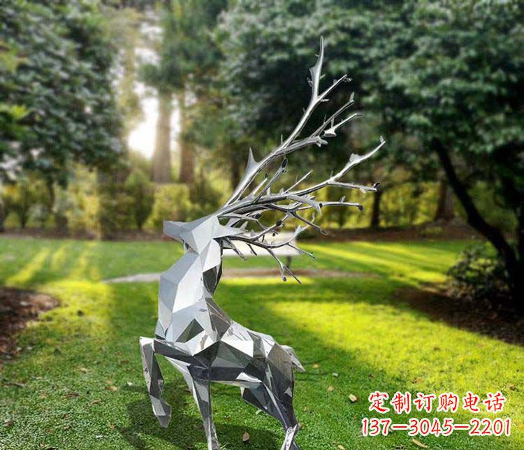 天津不锈钢公园动物鹿