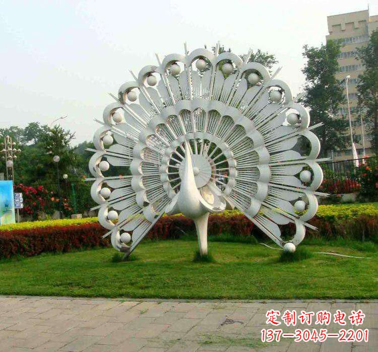 天津不锈钢广场动物孔雀雕塑