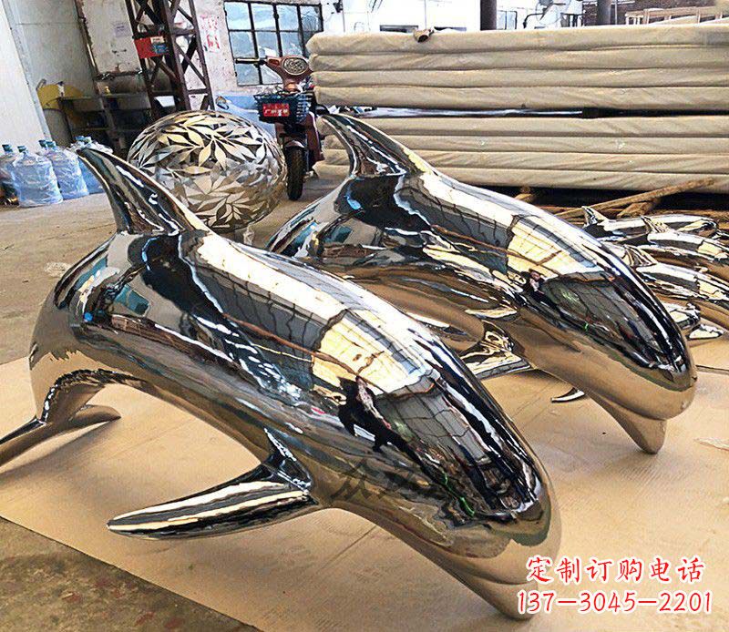 天津不锈钢海豚雕塑传承美丽的海洋文化