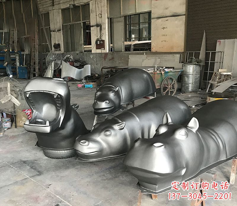 天津不锈钢河马雕塑——艺术与自然的完美结合