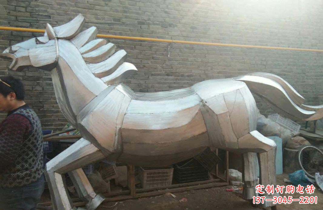 天津不锈钢户外马雕塑精美的艺术装点