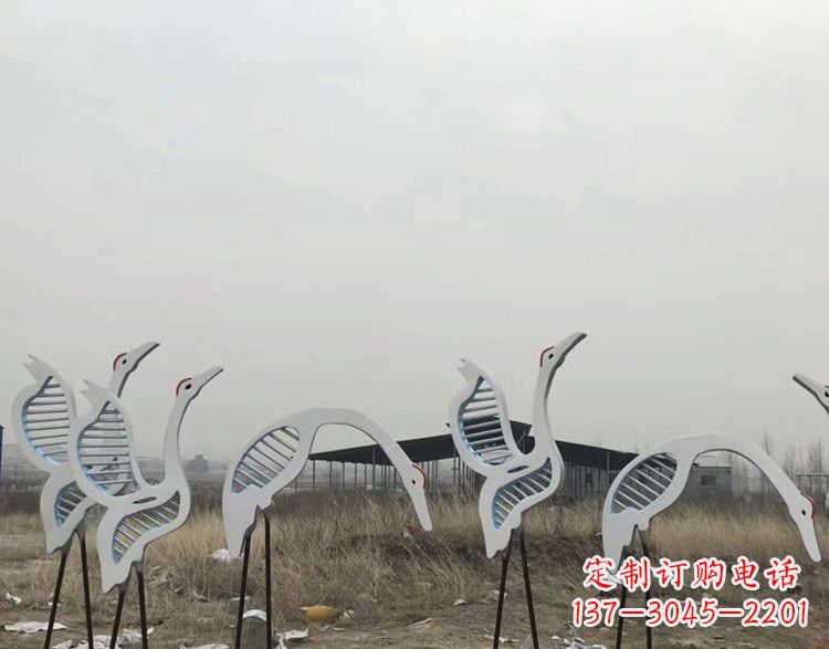天津不锈钢剪影仙鹤雕塑