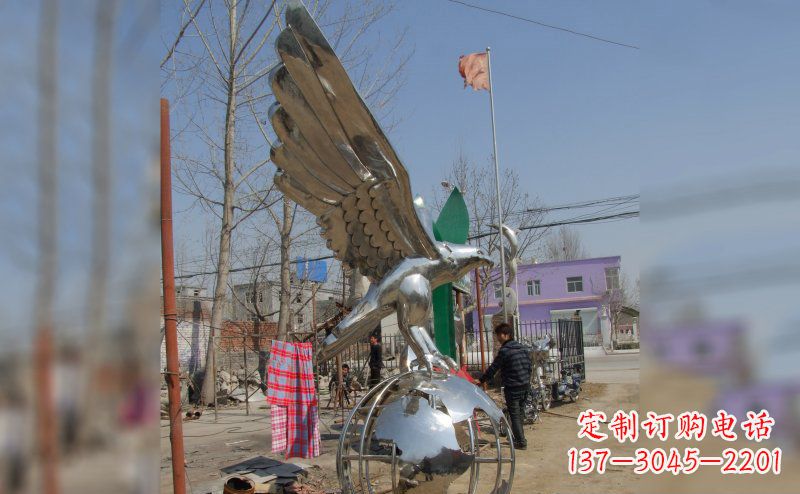 天津不锈钢老鹰雕塑2