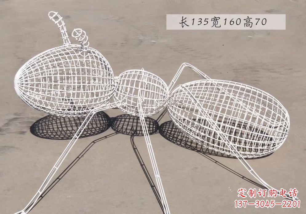 天津不锈钢镂空蚂蚁雕塑艺术精美的象征