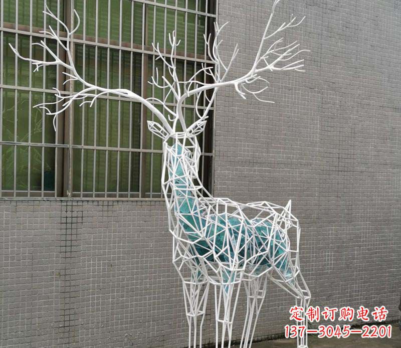 天津不锈钢镂空梅花鹿雕塑