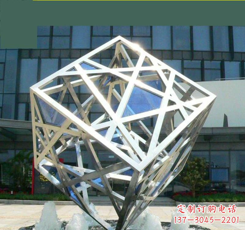 天津不锈钢镂空魔方雕塑艺术与智慧的完美结合