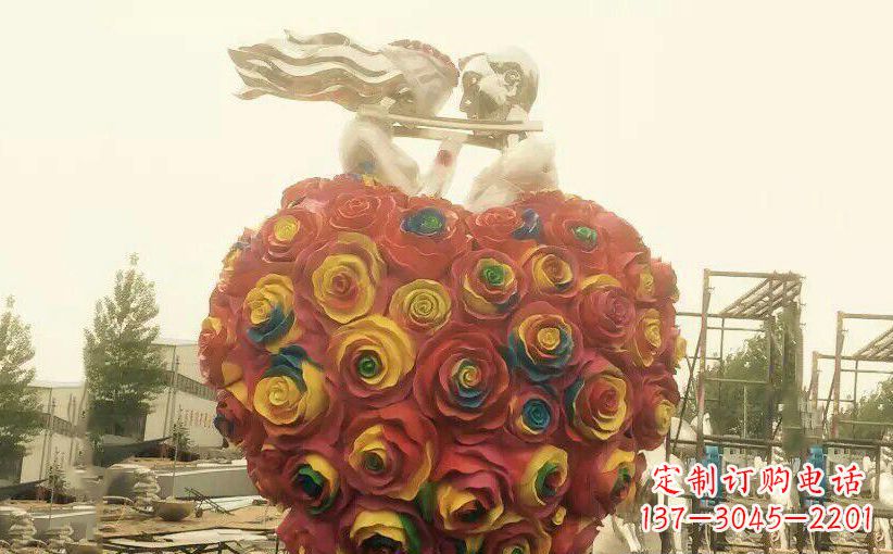 天津浪漫之美——不锈钢情侣结婚雕塑