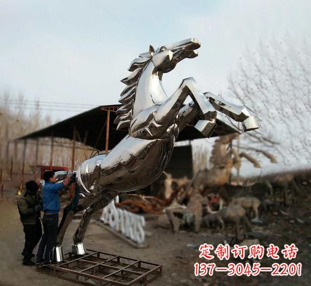天津不锈钢现代动物马雕塑