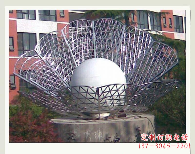 天津海洋精灵不锈钢贝壳雕塑