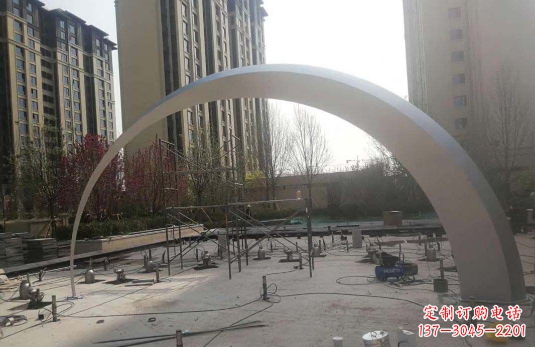 天津不锈钢小区拱门雕塑美化环境