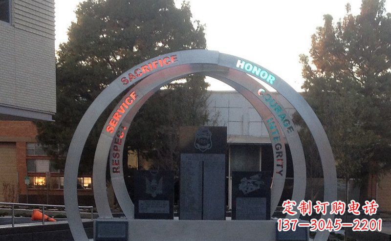 天津不锈钢艺术门圆环雕塑——精美绝伦