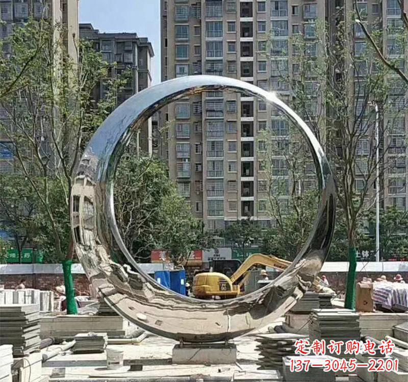 天津不锈钢艺术圆环雕塑——艺术的精粹
