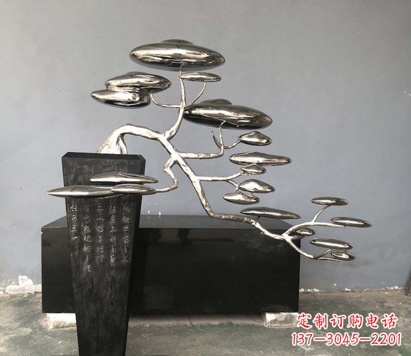 天津不锈钢迎客松雕塑雕塑带来的美丽
