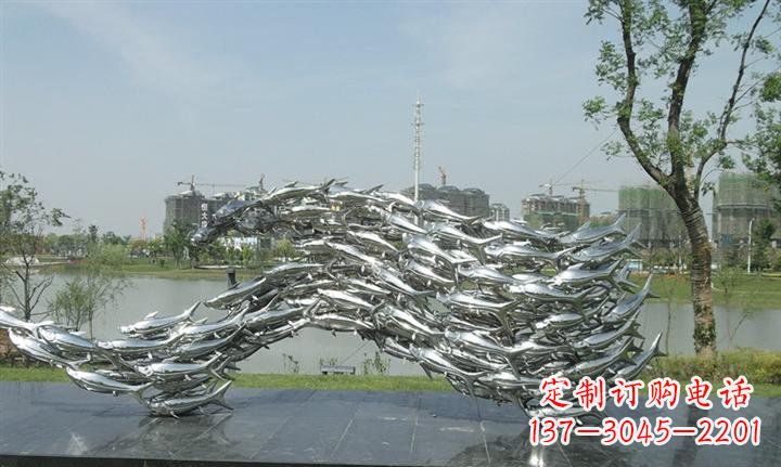 天津精美动物雕塑点缀不锈钢鱼群公园