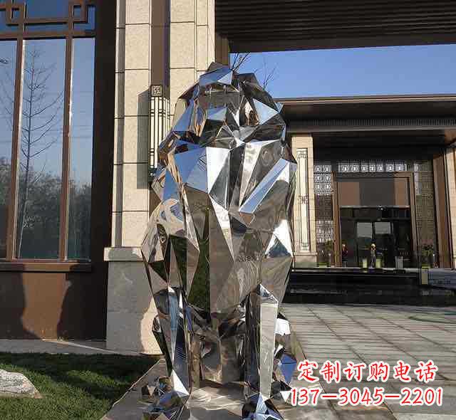天津不锈钢狮子雕塑给园林带来神秘与力量