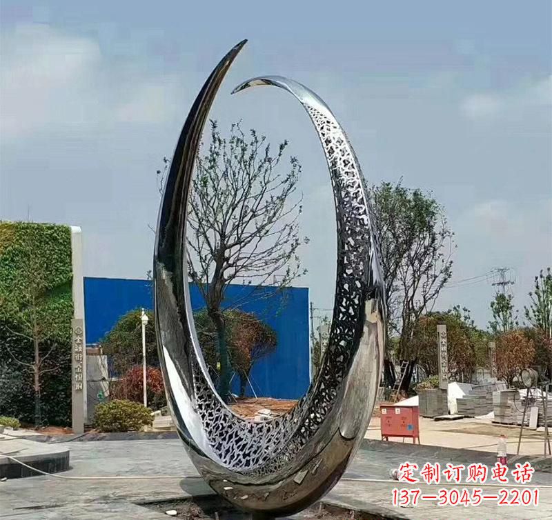 天津不锈钢圆环雕塑将艺术与实用结合