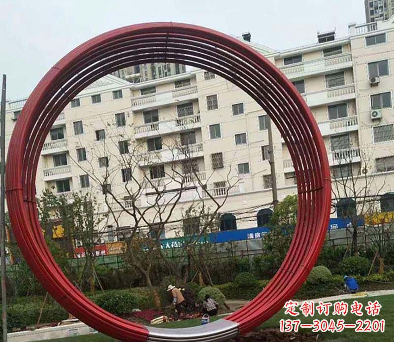 天津不锈钢圆环雕塑精致而经久耐用