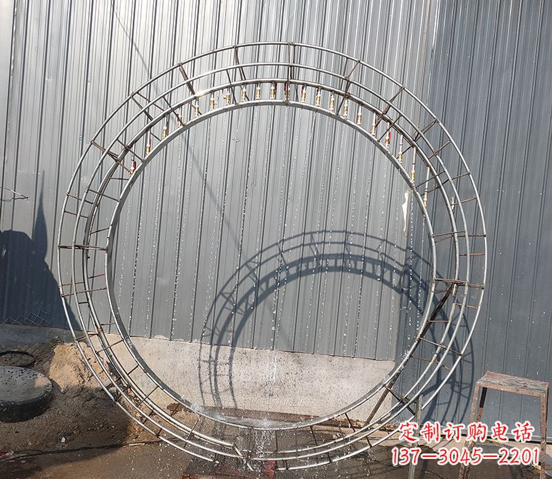 天津圆环的美——不锈钢景观雕塑
