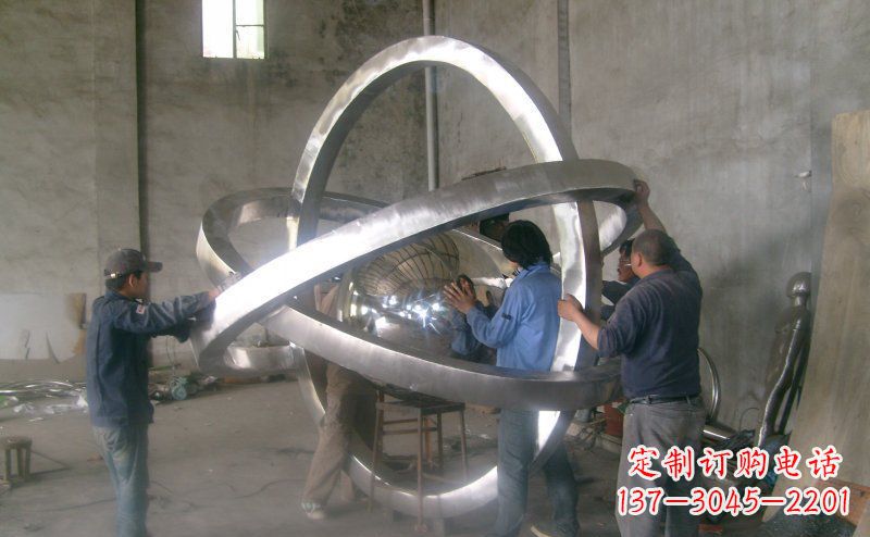 天津不锈钢圆环雕塑——艺术之美