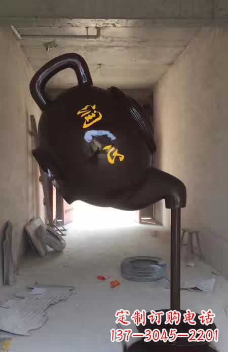 天津精美茶壶铜雕,让你赏心悦目