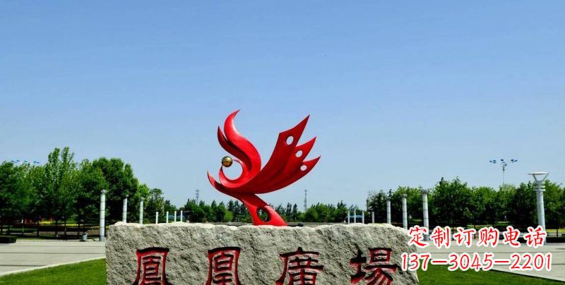天津不锈钢凤凰雕塑奔放优雅的艺术之作