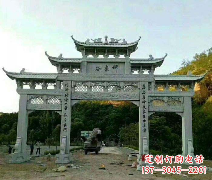 天津村口石雕牌楼千百年文化瑰宝