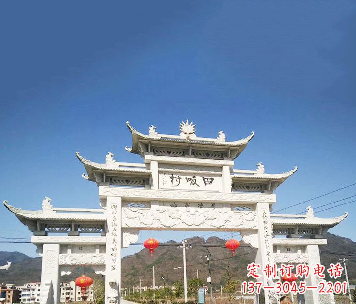 天津村庄的牌坊雕塑