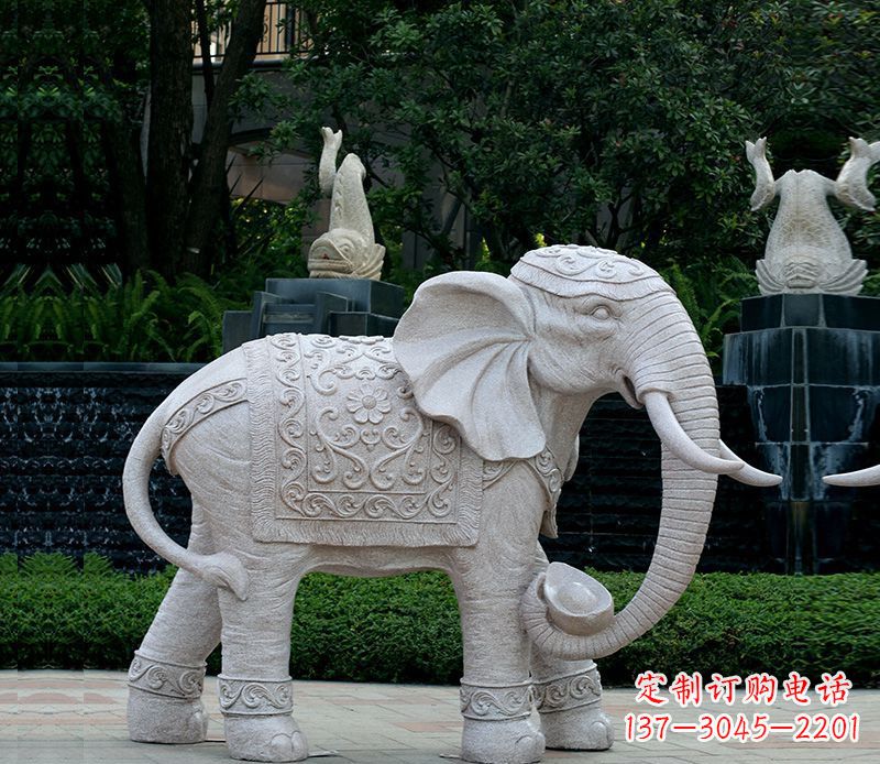 天津以大理石为材料的完美大象雕塑