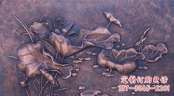 天津锻铜荷花雕塑