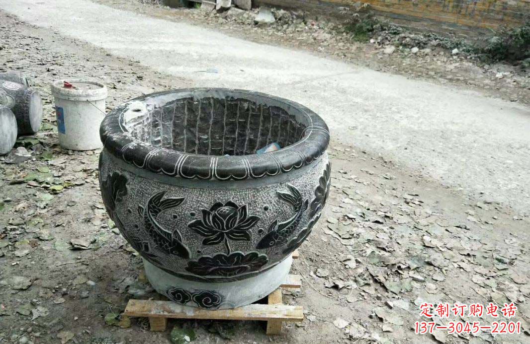 天津高雅的仿古圆形水缸石雕