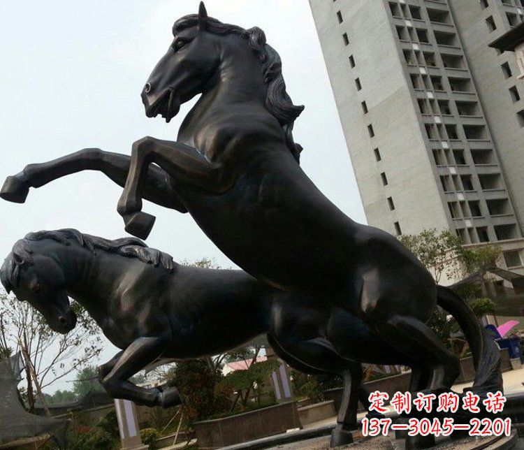 天津高雅实木动物雕塑