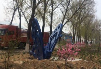 天津和蝴蝶一起飞翔的不锈钢景观雕塑