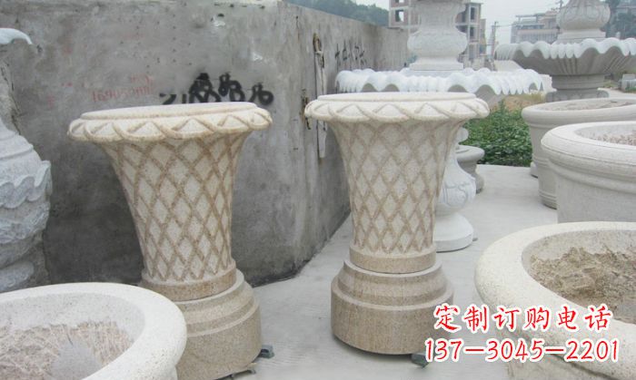 天津花篮式石雕镂空花盆
