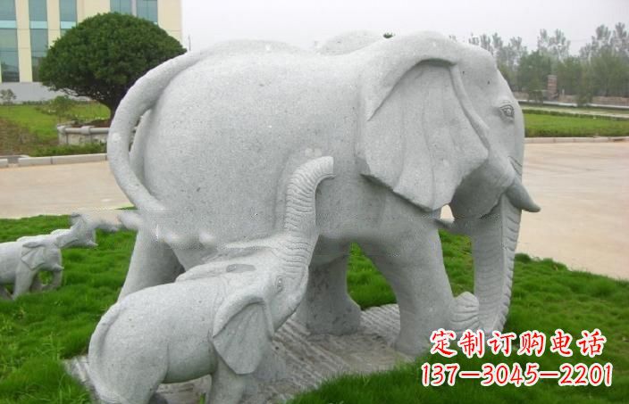 天津传神静谧的大象石雕