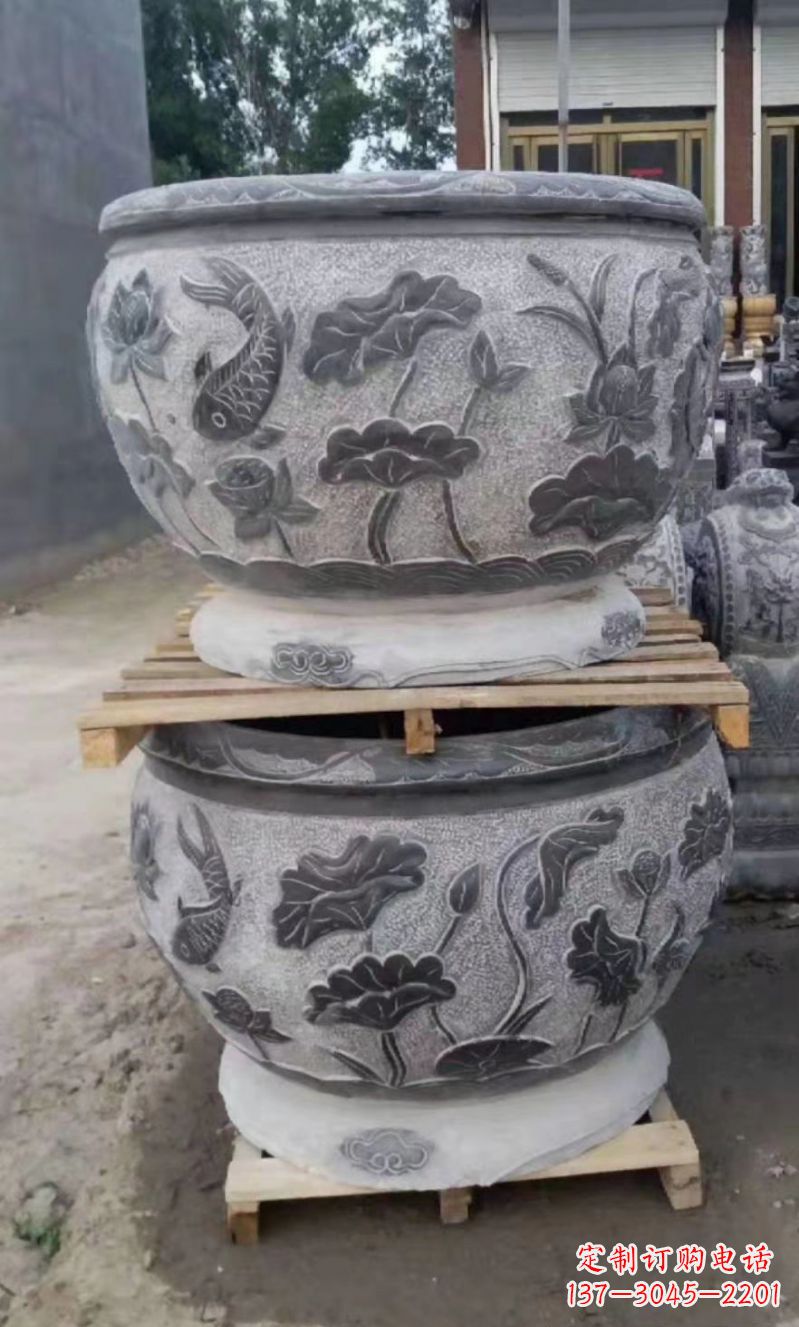 天津精致的石头水缸雕塑,为您的公园小区增添美丽色彩