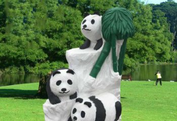 天津公园大熊猫雕塑